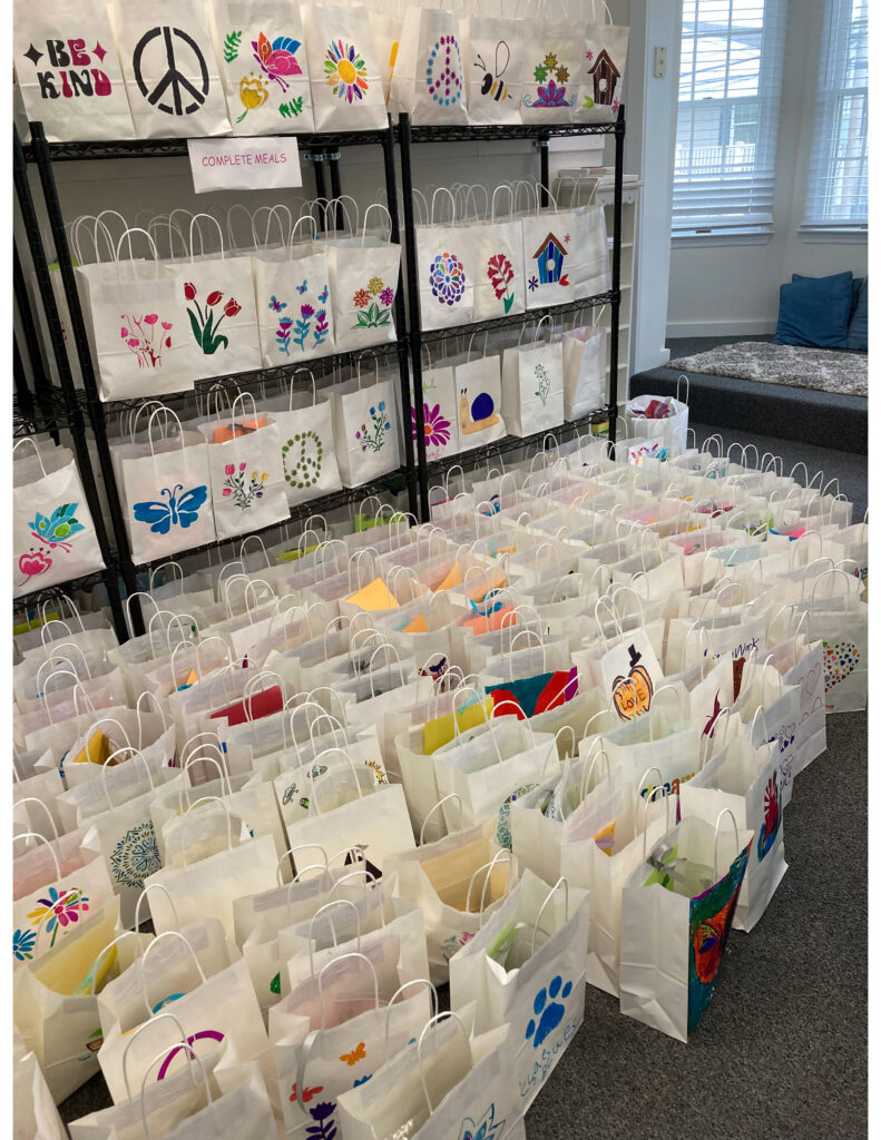 meal bags lined up in a row